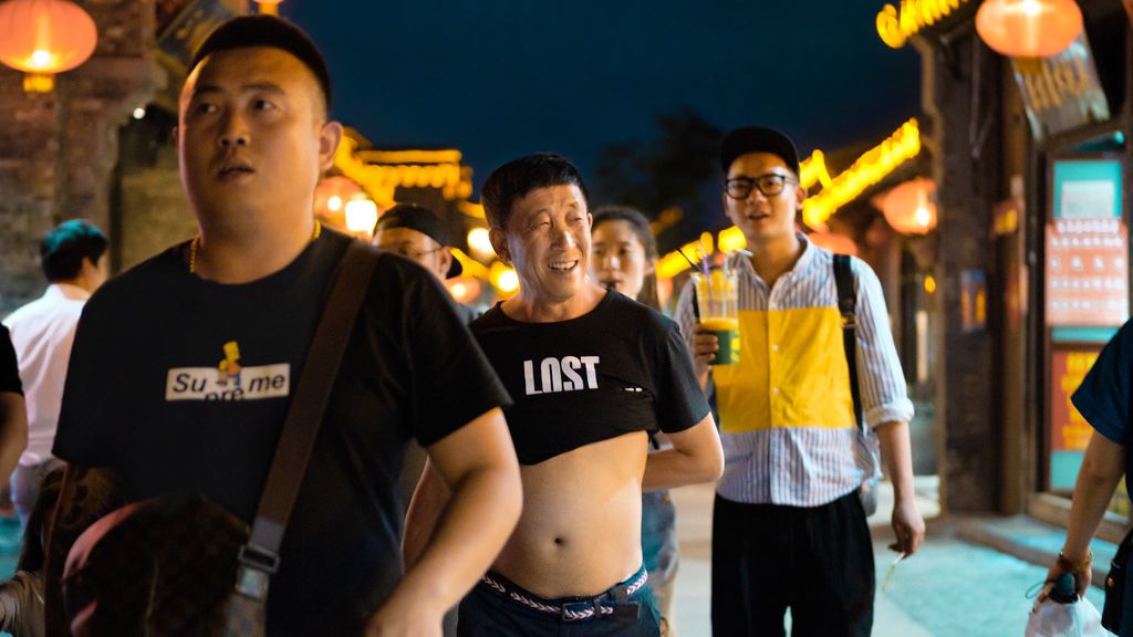 Interdiction du bikini à Pékin.  Le gouvernement chinois réprime la thésaurisation des t-shirts